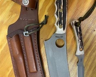 Knives of Alaska Brown Bear/Cub combo stag knife with leather sheath
