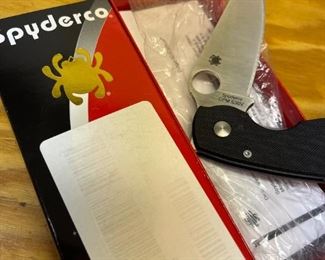 Spyderco CPM S30V pocket knife