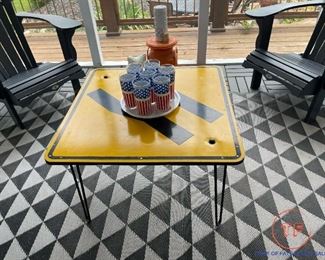 Merging Traffic Sign Side Table