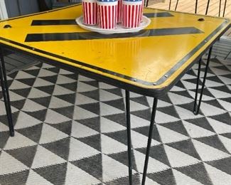 Merging Traffic Sign Side Table