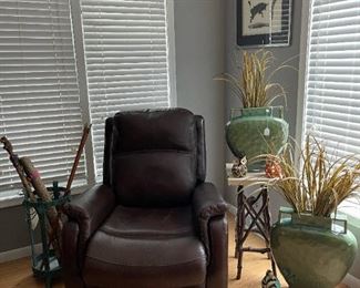 FRANKLIN Leather Recliner