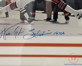 WALTER PAYTON Signed Photo with Game Worn Jersey Relic - COA