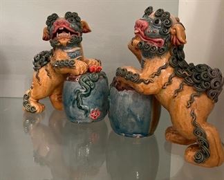 Foo Dogs