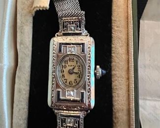 Vintage Ladies Elgin Watch in box with papers