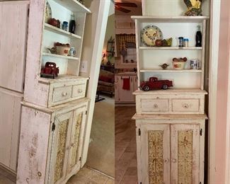 2 pc Shabby Sheik Hutch with Tin like Inserts