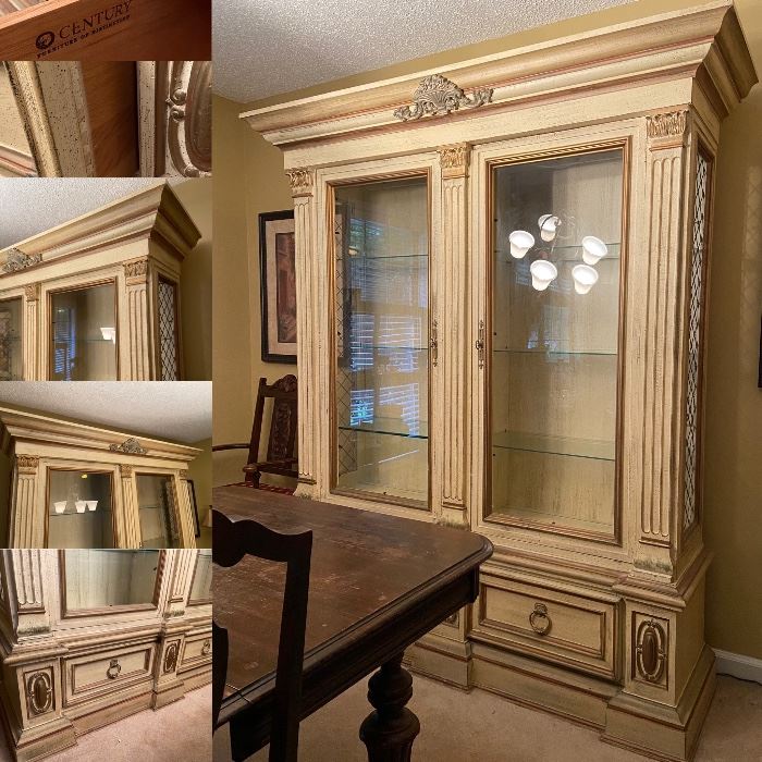 Century Furniture French Provincial Double Door Column Style Display Cabinet 