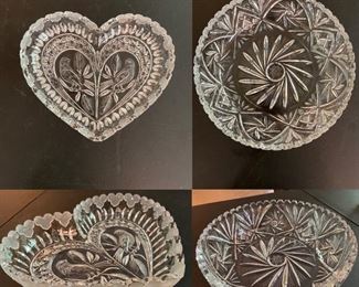 Hofbauer Crystal Heart Dish Byrdes Collection Western Germany 
Vintage Pinwheel pattern Cut Crystal 9-1/2” Bowl
