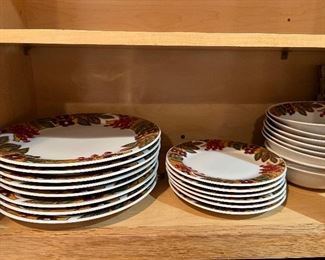 Gibson everyday dinnerware 