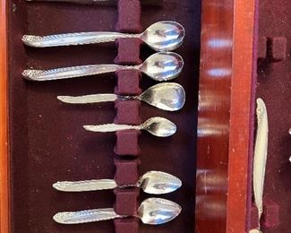 Rogers Bros. Silver plated flatware, Leilani, service for 12 