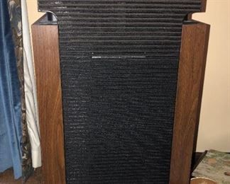 Bose Speakers - 601 Series II