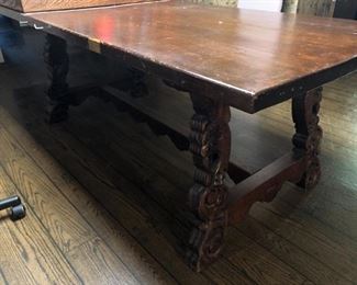 Pedestal Table - seats 8 - 79W x 39D x 31H