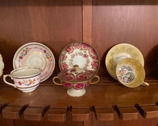 Tea cup and saucer sets
