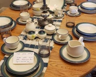 Pfaltzgraff "Ocean Breeze" atop oak Amish made pedestal table