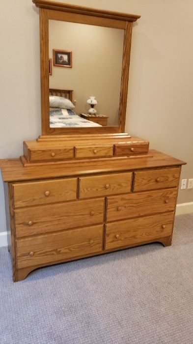 Amish made oak dresser with mirror