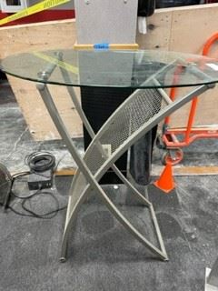 glass table top/metal