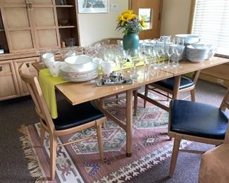 4 American of Martinsville Table and chairs