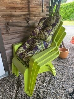 Outdoor Chairs & Outdoor Cushions 