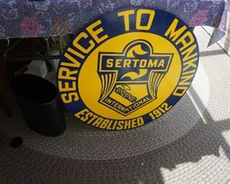 Sertoma sign