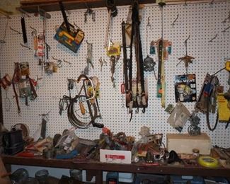 tools and  hardwaree