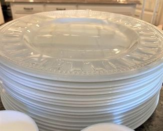 Wedgwood "Colosseum" bone china - made in England