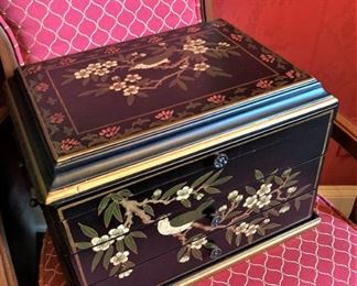 Asian style silverware box