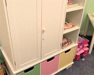 Storage cabinet