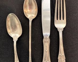 36 pieces of International Sterling "Richelieu" dinnerware