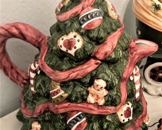 Christmas tree teapot