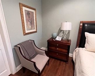 Safavieh chair/Century stand