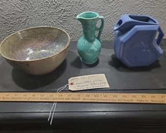 Alamo Pottery (Texas), Shawnee, artisan bowl signed. 