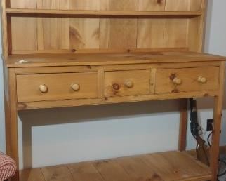 Pine Hutch