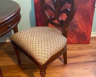 #29 - $295 - Rounded front desk 34Tx 46Lx 24D with chair 