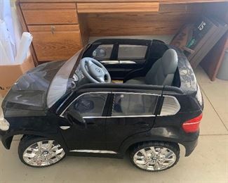 BMW battery operated ride in car