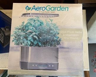 Aero Garden- New in Box