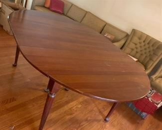 #18	Jefferson wood co. round oval cherry drop side table with 2 leaves 30-74x 54x30	 $100.00 			
