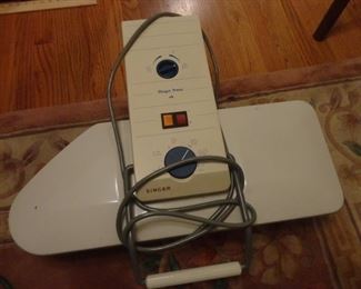 Singer Steamer (used to transfer decals on cloth)