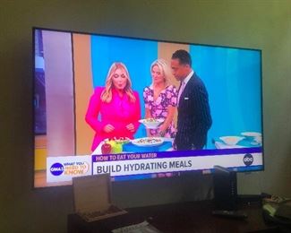 86 inch huge flatscreen tv you need this