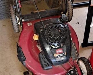 Toro Push Mower (runs geat)