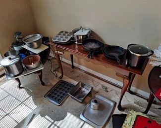 Kithen Pots, Pans, Accessories