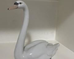 Lladro - Elegant Swan - Retired