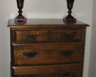 Chest of drawers