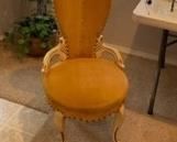 Slipper Chair in Excellent Condition 
