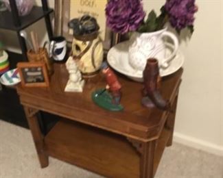 End table & decor