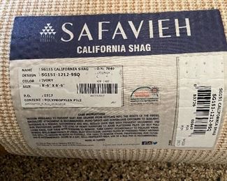 8'6" square white shag area rug