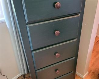 5-drawer tall chest
