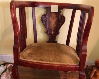 Round back chair