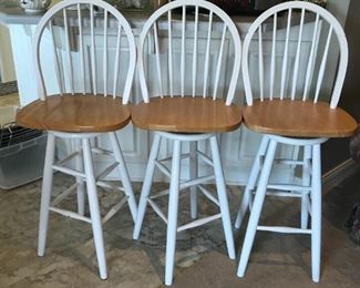 #32	3 White Painted Wood Seat Swivel Bar Stools - Seat Height is 29" Tall - sold as a set of 3	 $60.00 
