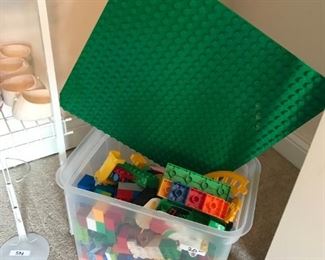 #90	Duplo & Lego's Building Blocks - misc set	 $20.00 
