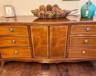 Mahogany Dresser with Wardrobe Pull Out Drawers