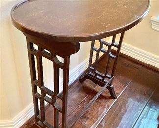 Nice Vintage Side Table